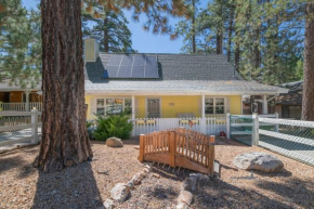 Southern Comfort - Light and bright Fox Farm country beauty with all of the amenities of a home!